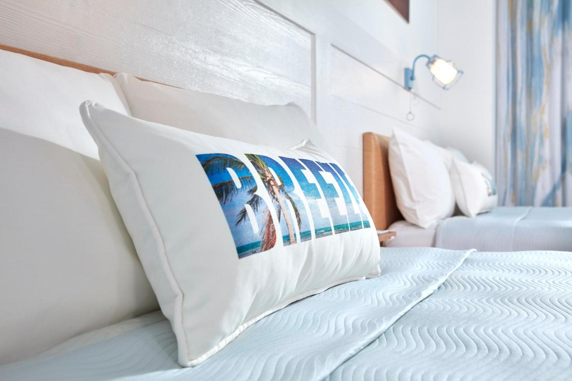 Chambre Standard pour Personnes à Mobilité Réduite avec Baignoire Adaptée aux Personnes à Mobilité Réduite (Arrivée Anticipée au Parc Incluse*)