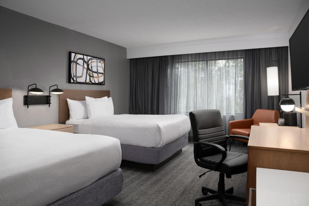 Queen Room with Two Queen Beds,1499091388:JPEG