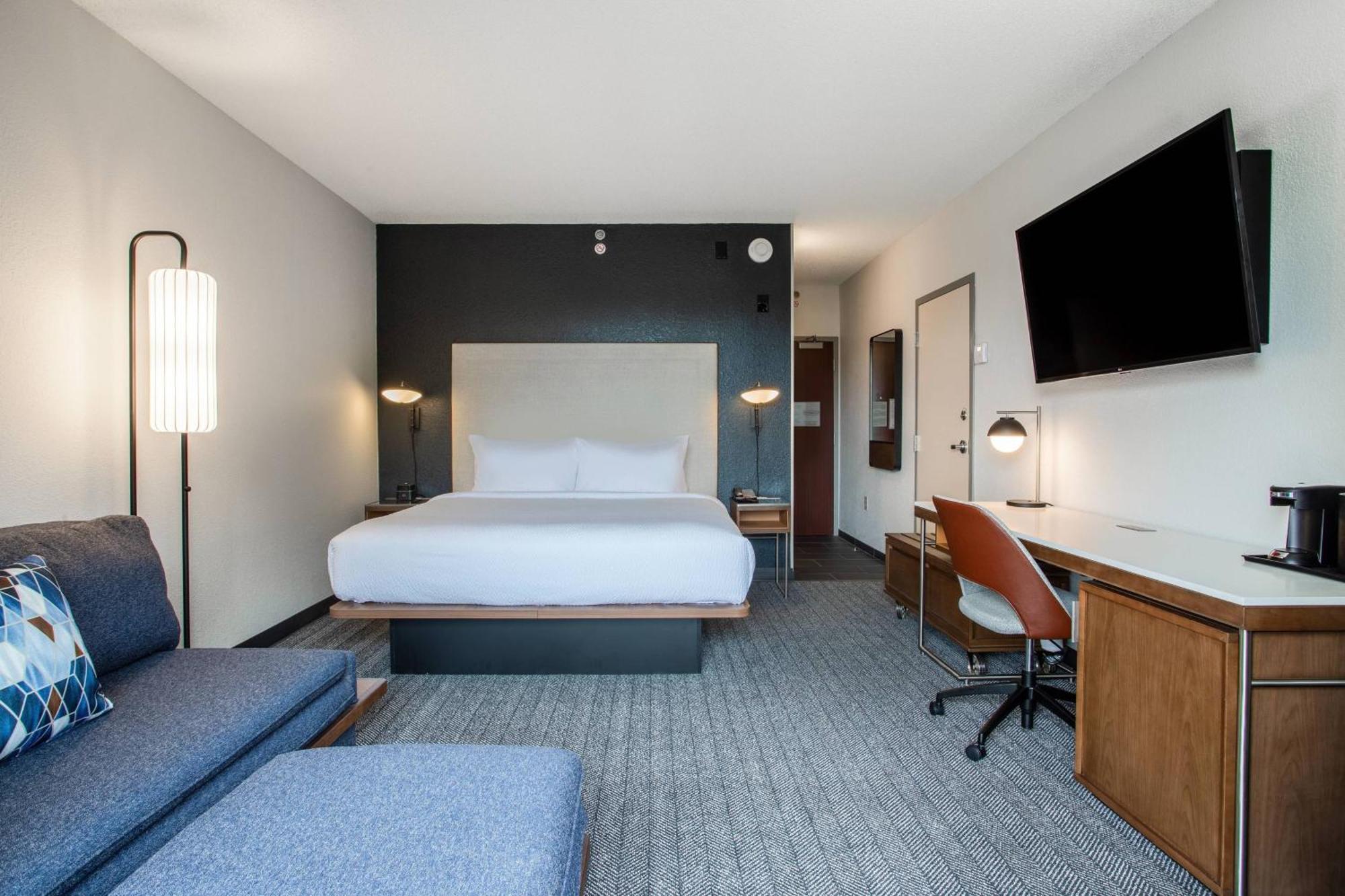 Chambre Lit King-Size avec Canapé-Lit