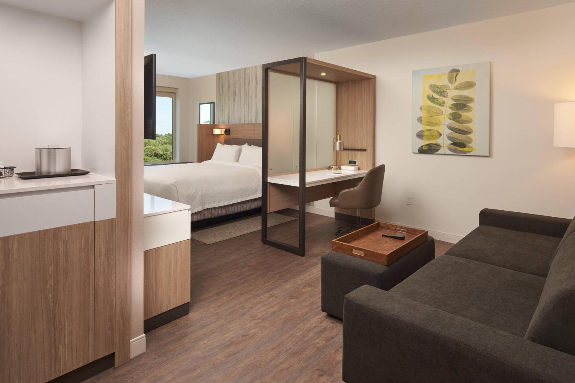 Suite Lit King-Size avec Lit Gigogne