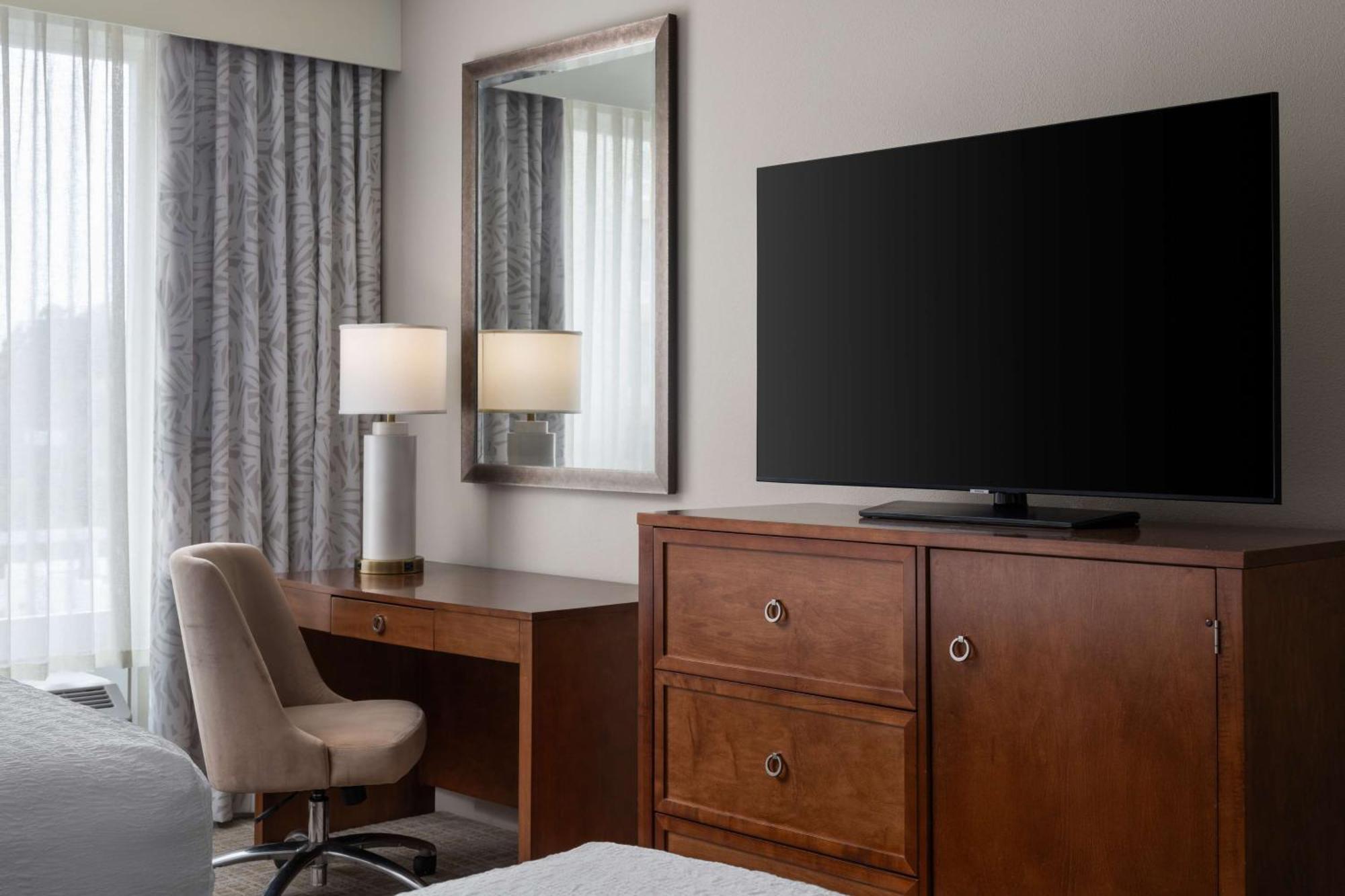 Kamer met Kingsize Bed en Slaapbank - Rookvrij