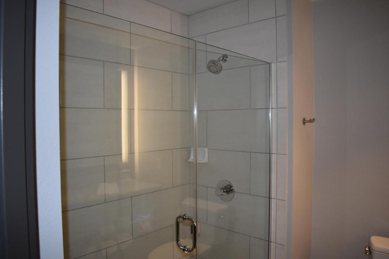 Chambre Lit King-Size - Non-Fumeurs