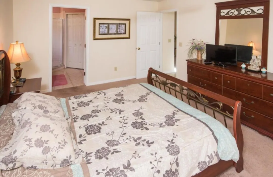 Peaceful Whispering Oaks Villa-1