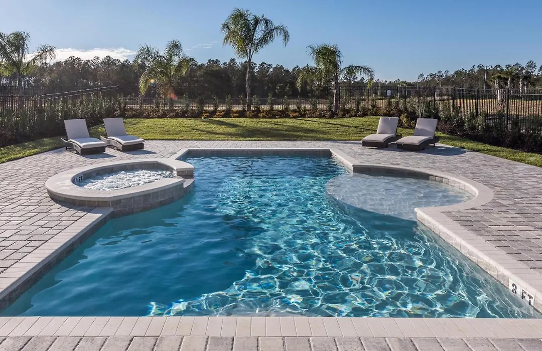 Encore Resort 5 Bedroom Home With Pool 2100-1