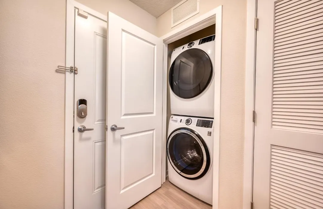 Brand New Apartment - Convention Center - Vcr2-104-1