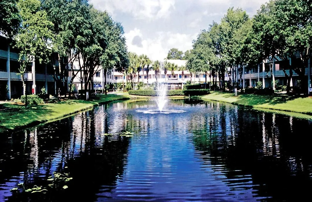 Full-Service Resort Villa In The Heart Of Orlando - One Bedroom Villa #1-1