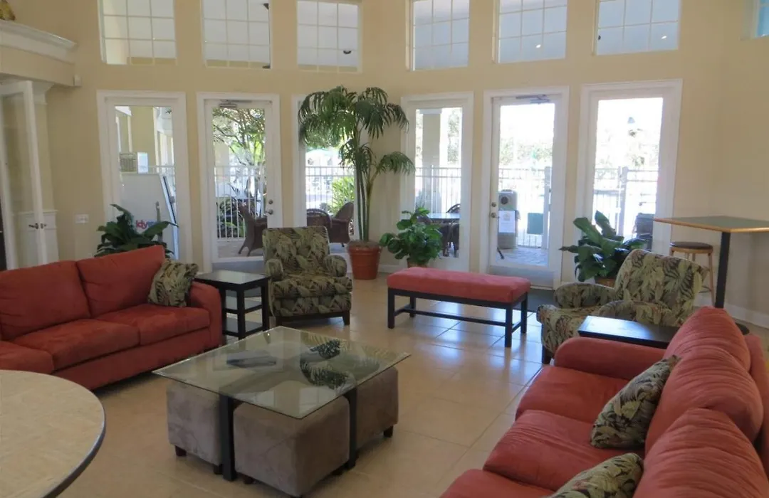 Stunning 4 Bedroom 3 Bath Pool Home In Windsor Palms Resort-1
