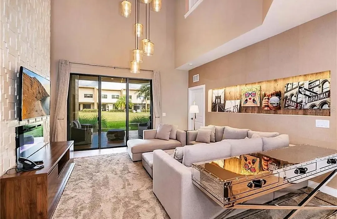 Magic Village 4 Bedroom! Welcome Home!-1