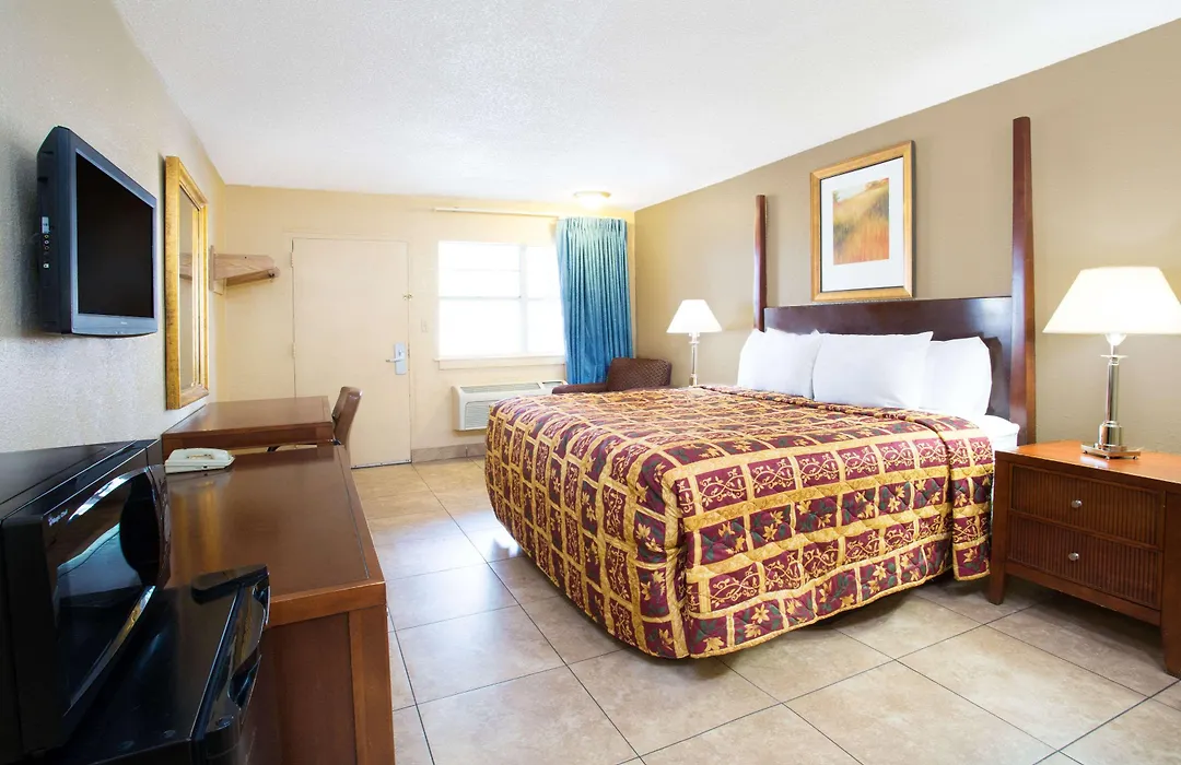 Knights Inn Orlando-1