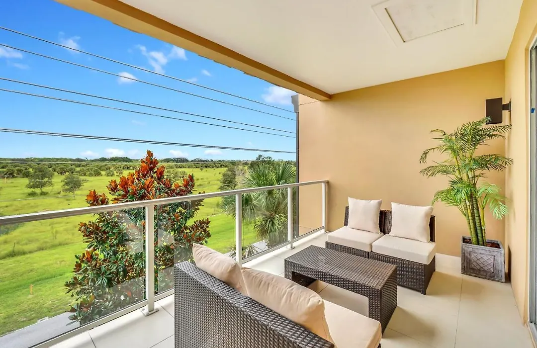 Luxury Villa Less Than A Mile From Disneyworld -Bonus Elevator--1