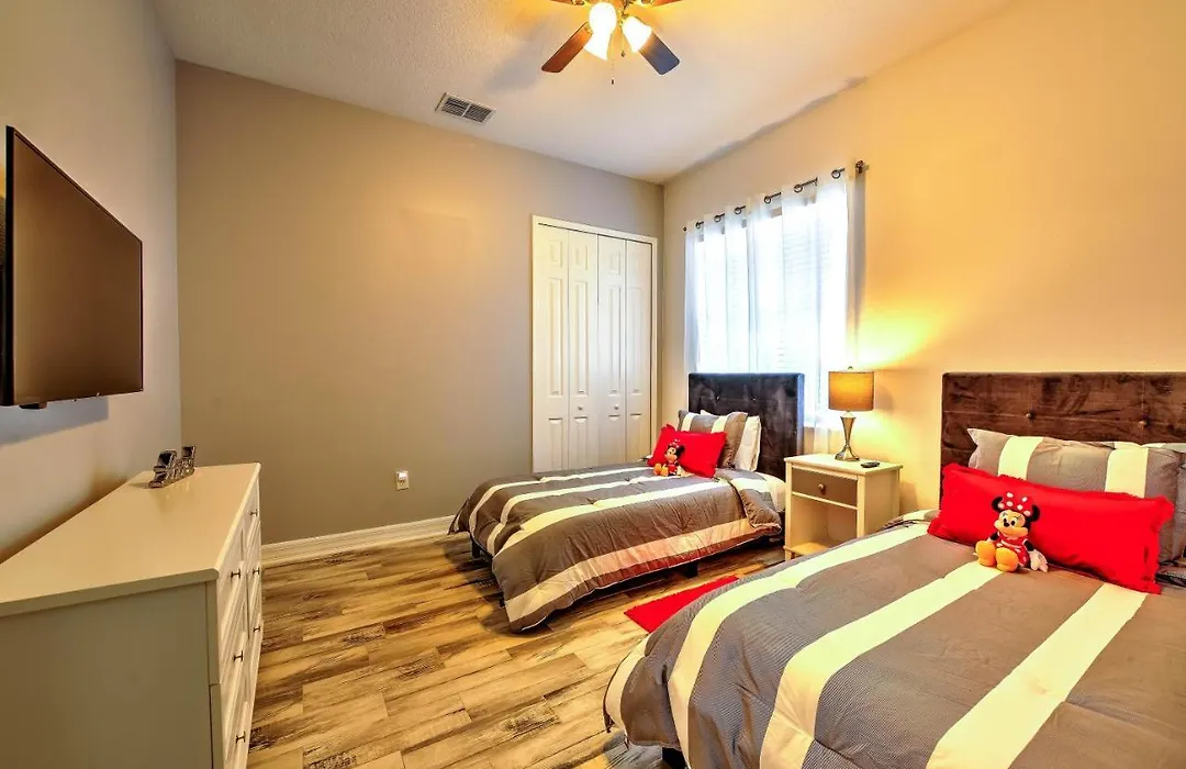 Private Pool, Game Room, Near Disney And Universal!!-1