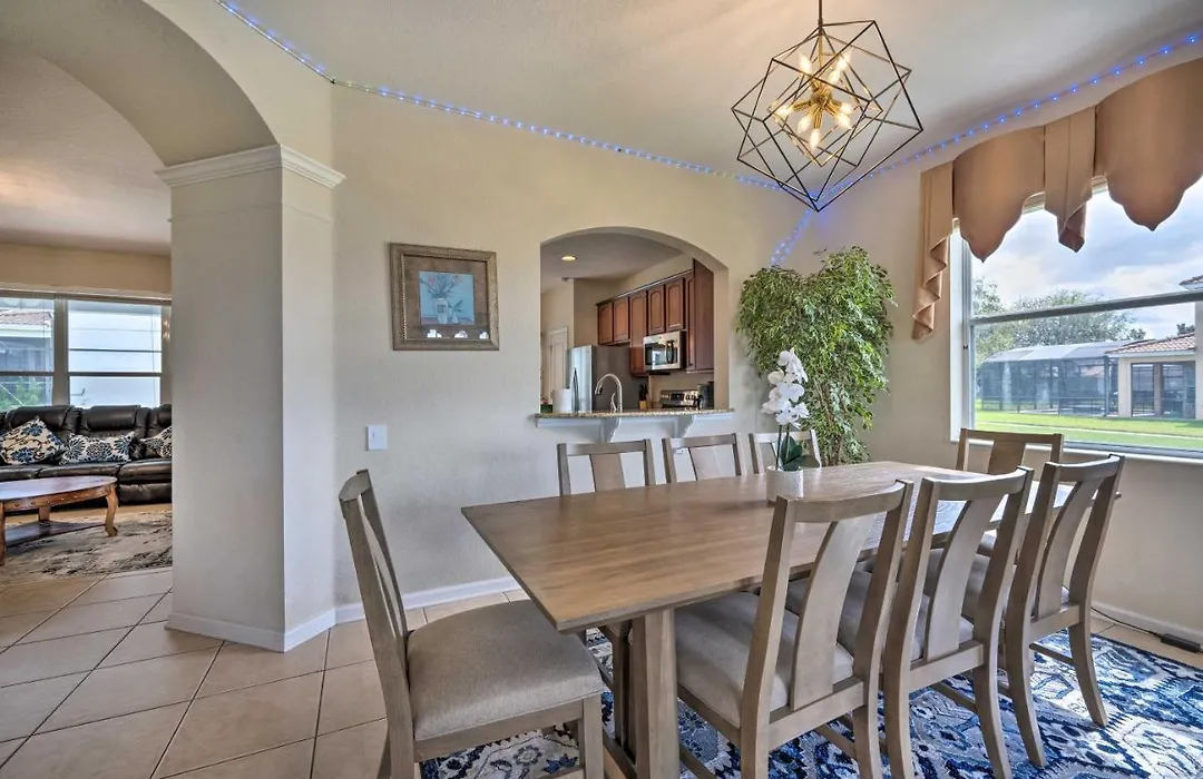 Windsor Hills Home With Lanai, Pool And Lake View!-1