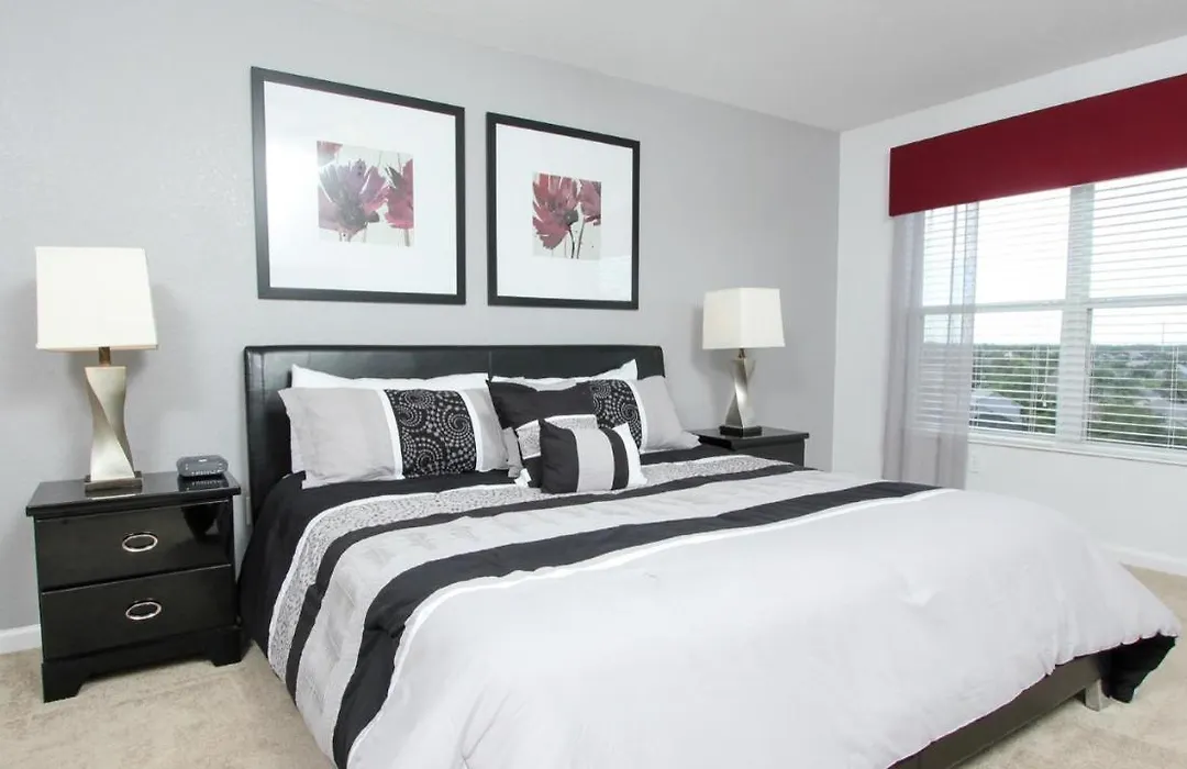 2582 Archfeld-1