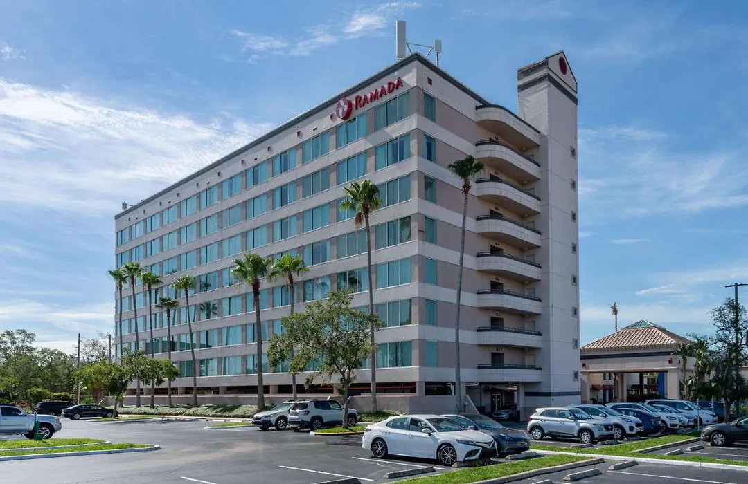 Ramada By Wyndham Kissimmee Gateway - Free Theme Park Shuttle-1