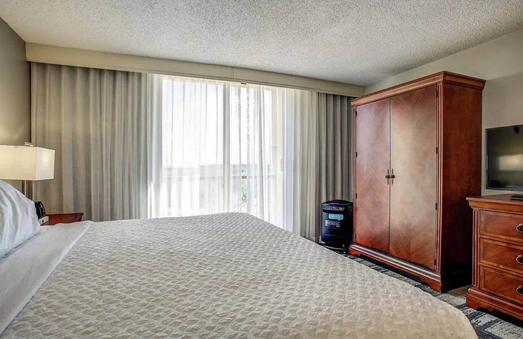 Embassy Suites By Hilton Orlando International Drive Convention Center-1