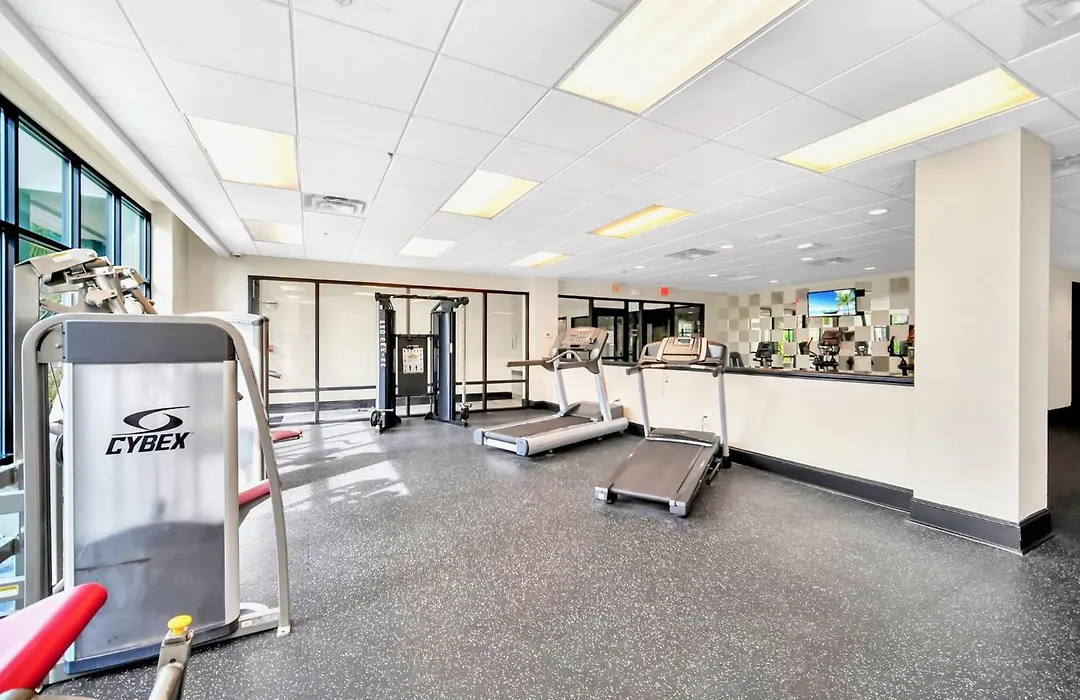 Spacious 3Br Condo With Pool, Near Disney!-1