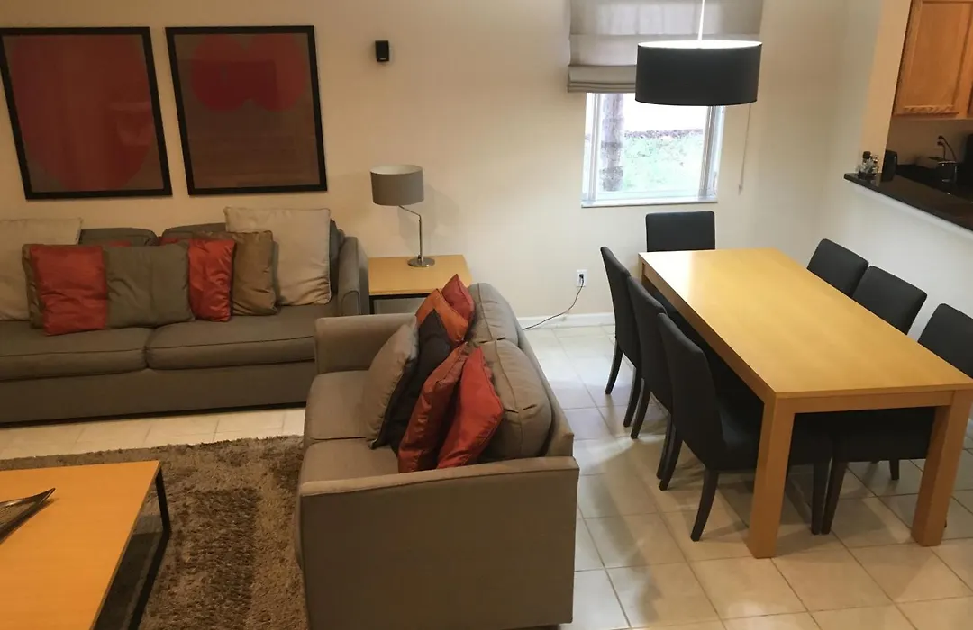 Four Bedroom Townhouse In Regal Oaks At Old Town-1
