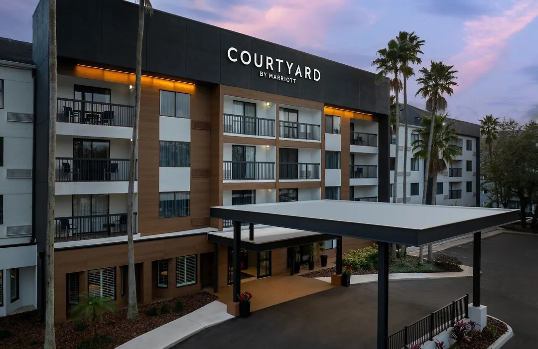 Courtyard By Marriott Orlando East/Ucf Area-1