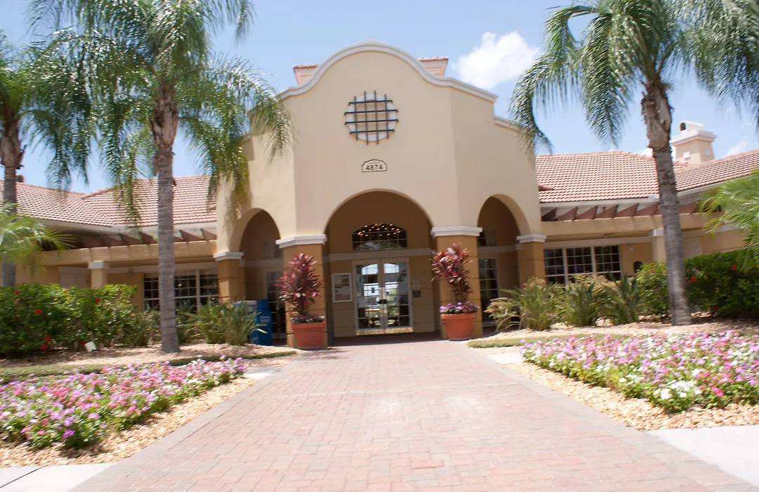 Alamo Vacation Homes-1