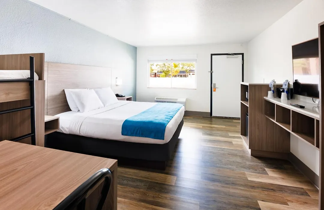 Coco Key Hotel & Water Park Resort-1