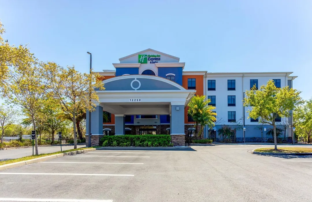 Holiday Inn Express Hotel & Suites Orlando East-Ucf Area By Ihg-1
