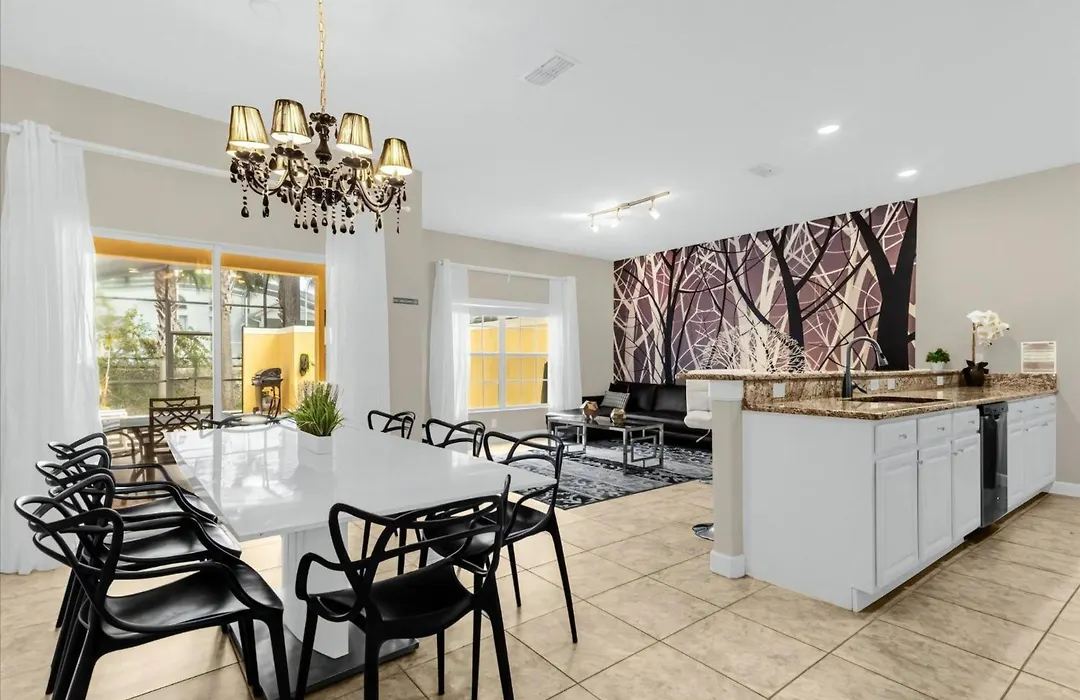 4 Bd 3 Ba Paradise Palms 2951 Bp-1