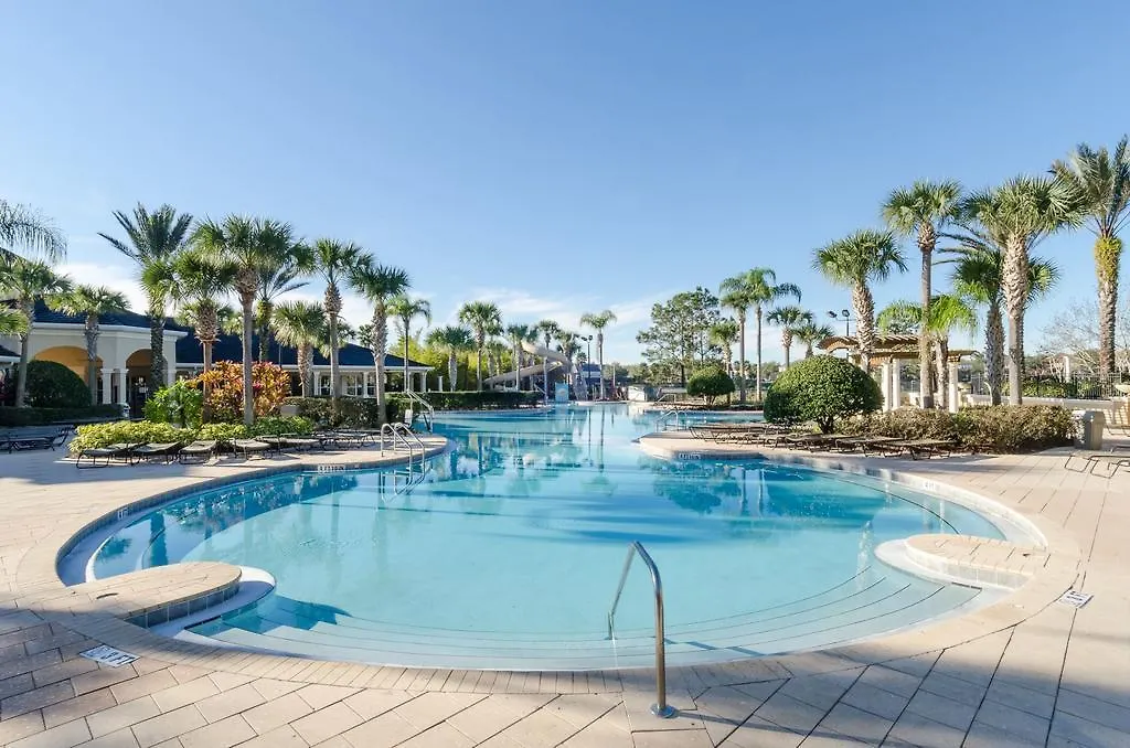 Mickeys Vacation Pad-1