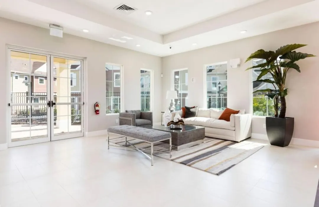 Dream Townhome With Balcony Summerville Su7576-1