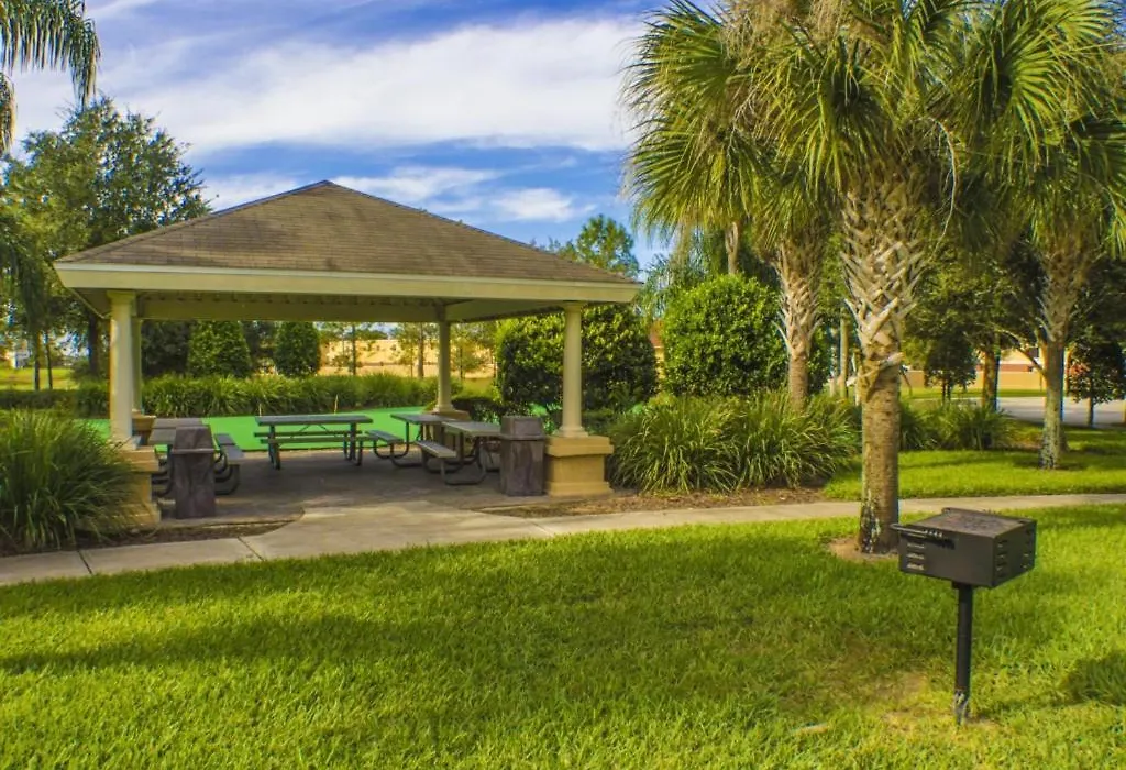 Martin'S Windsor Hills - Three Bedroom Condominum 303-1