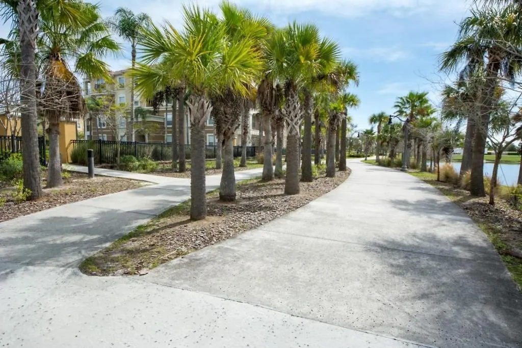 Vista Cay Next To Orange County Convention Center! Apts-1
