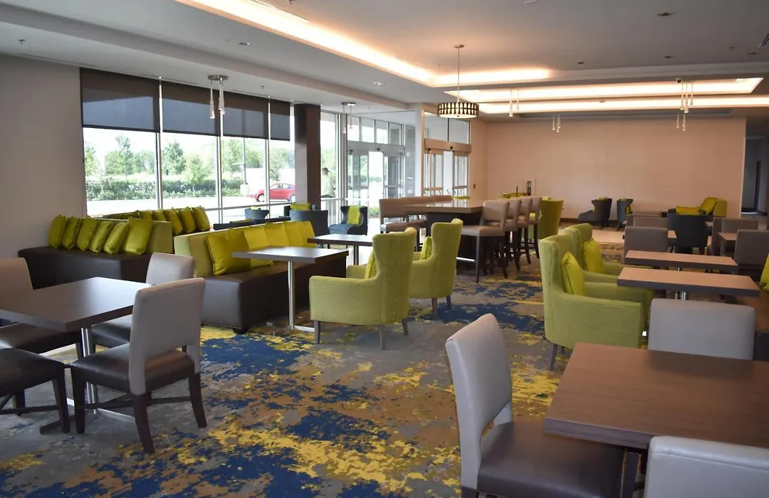 La Quinta Inn & Suites By Wyndham Orlando I-Drive Theme Parks-1