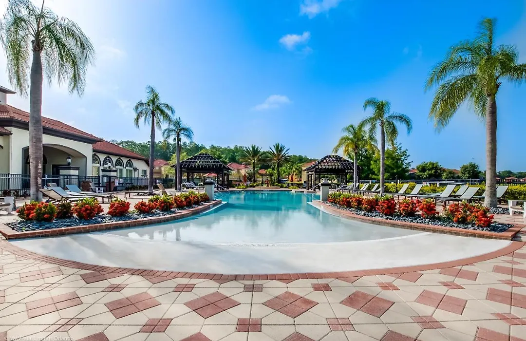 4556 Alberto Circle-1