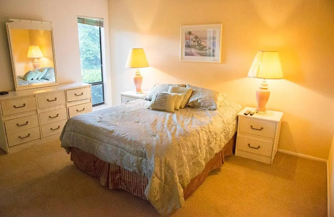 Clubview Country Club Condo-1