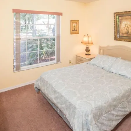 Peaceful Whispering Oaks Villa-3