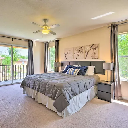 Vibrant Resort Townhome With Patio, 3 Mi To Disney!-2