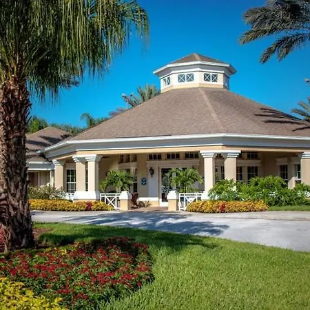 Stunning 4 Bedroom 3 Bath Pool Home In Windsor Palms Resort-2