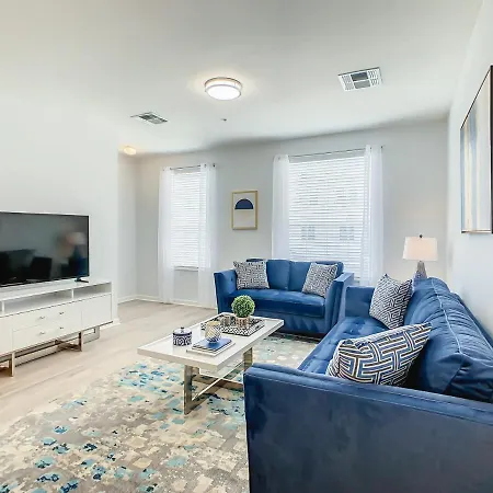 Stylish Vista Cay Townhome Near Conv. Ctr I-Dr.-3