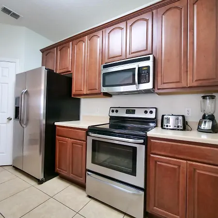 3Br 2Bath Condo Balcony 5Min Conv Center 1388Ft-3