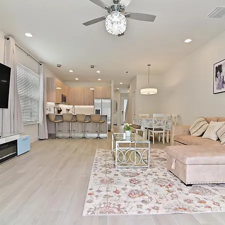New Cozy & Spacious Townhouse Near Disney - 4Br, 3Fb, And Pool-2