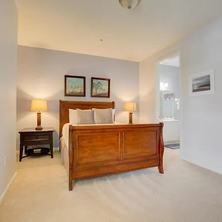 Cozy Condo Wprivate Balcony In Vista Cay Resort-2