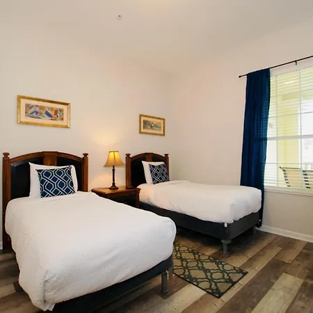 Vista Cay Luxury 3 Bedroom Condo-3