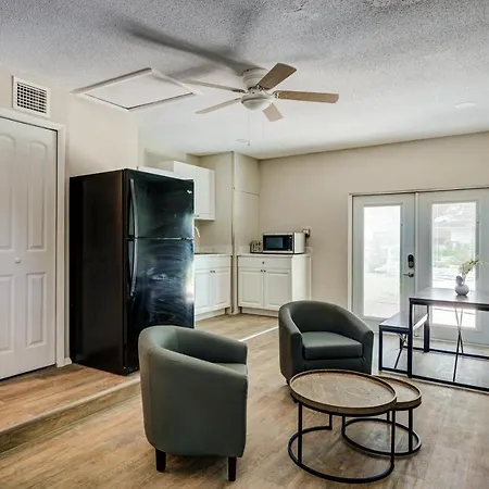 Quiet Location Duplex House - Minutes Away From Everything - Winter Park, Florida-3