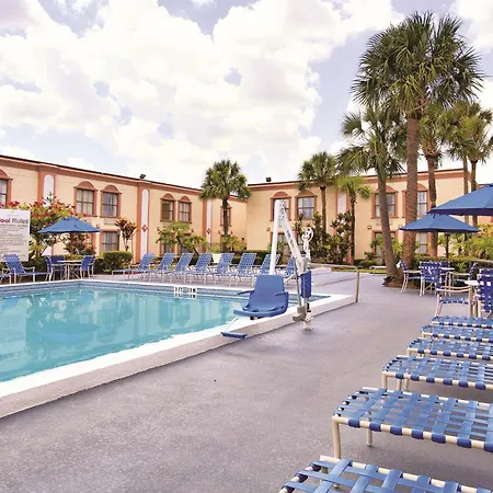 La Quinta Inn By Wyndham Orlando International Drive North-2