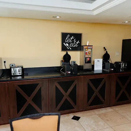 Garnet Inn & Suites-2
