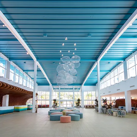 Universal'S Endless Summer Resort - Surfside Inn And Suites-2