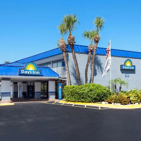 Days Inn By Wyndham Orlando Downtown-3