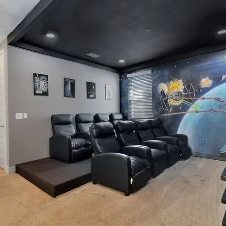 451-Luxury Villa Wmovie Theater And Arcade-2