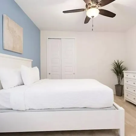 Cheerful 6 Bedroom With Pool And Bbq-2