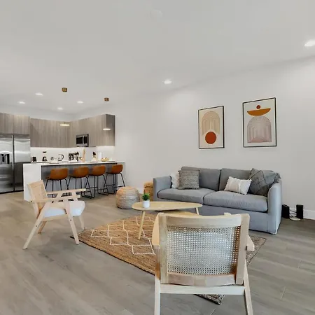 Modern 3Br Townhouse With Pool Near Disney-2