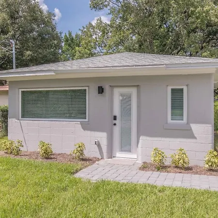 Luxury Tiny Home 2 Miles From Downtown Orlando-3